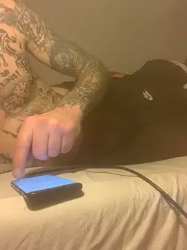 Snapshot of PIercingBoy38 chatting on February 2025 09:47:01 PM PIercingBoy38 online show from February 2025 09:47:01 PM