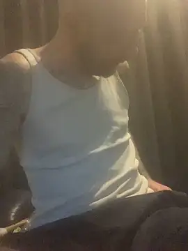 Snapshot of PIercingBoy38 chatting on March 2025 05:04:01 PM PIercingBoy38 online show from March 2025 05:04:01 PM