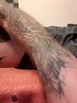 Snapshot of PIercingBoy38 chatting on March 2025 08:53:01 PM PIercingBoy38 online show from March 2025 08:53:01 PM