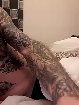 Snapshot of PIercingBoy38 chatting on March 2025 09:26:02 PM PIercingBoy38 online show from March 2025 09:26:02 PM