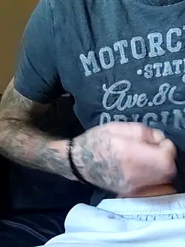 Snapshot of PIercingBoy38 chatting on September 2025 01:47:01 PM PIercingBoy38 online show from September 2025 01:47:01 PM