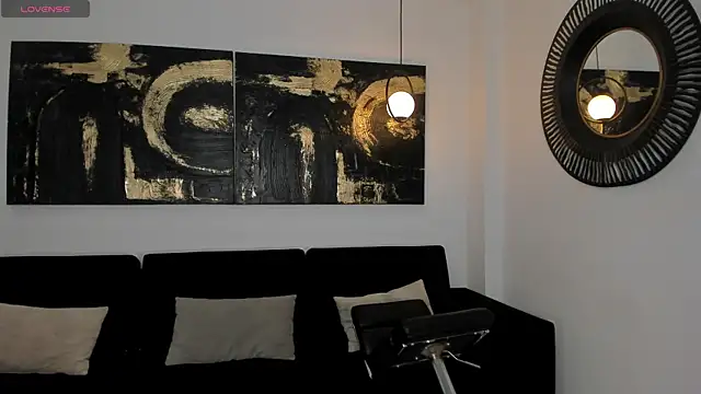 Snapshot of LizzHamilton__ chatting on March 2026 03:16:01 PM LizzHamilton online show from March 2026 03:16:01 PM