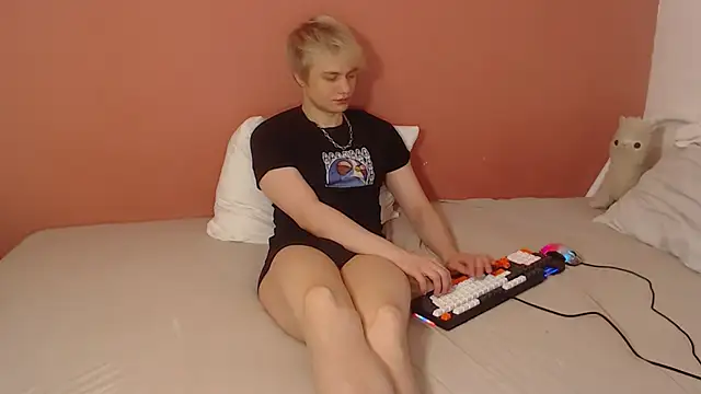 Oliver sweet  online show from April 2026 01:16:02 AM