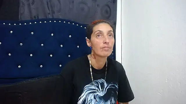 Snapshot of anyu1306 chatting on December 2024 02:32:01 AM anyu1306 online show from December 2024 02:32:01 AM