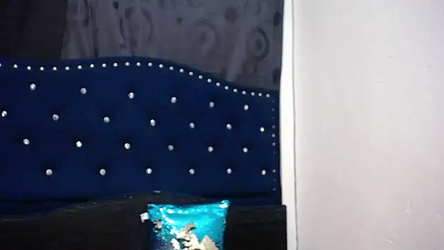 Snapshot of anyu1306 chatting on January 2025 03:54:01 AM anyu1306 online show from January 2025 03:54:01 AM