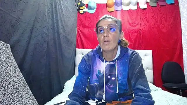 Snapshot of anyu1306 chatting on December 2025 10:59:02 PM anyu1306 online show from December 2025 10:59:02 PM