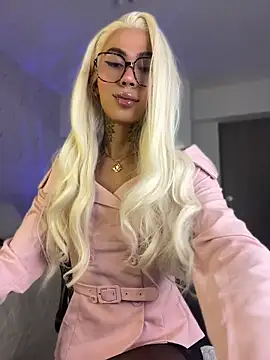 Miss sagitario online show from May 2026 12:13:02 PM