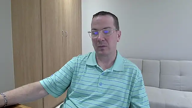 BrettJ81 online show from September 2025 01:54:02 PM