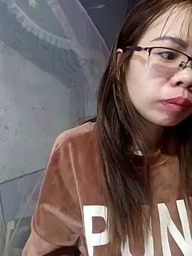Snapshot of __Mai-love19__ chatting on February 2025 11:41:01 PM Mai-love19 online show from February 2025 11:41:01 PM
