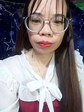   Mai-love19   online show from October 2025 10:12:01 PM