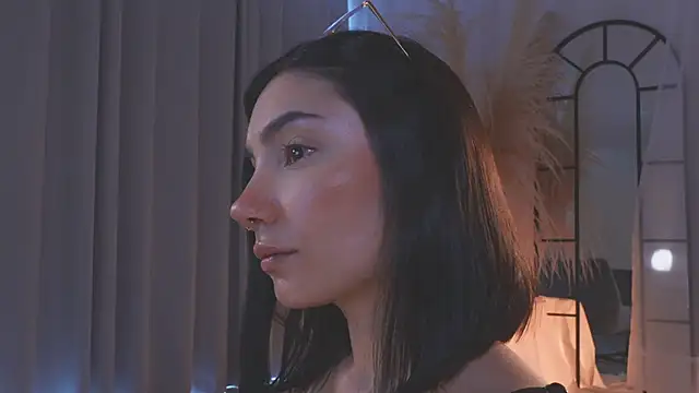 AmyArmstrong online show from November 2025 08:43:01 PM