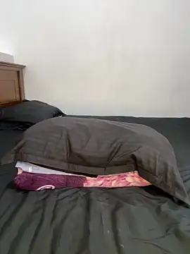 VINDY- online show from February 2026 05:48:02 AM