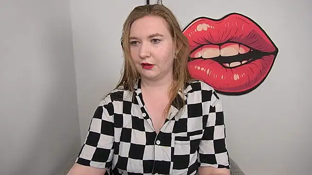 LaraDream online show from November 2025 04:12:02 PM