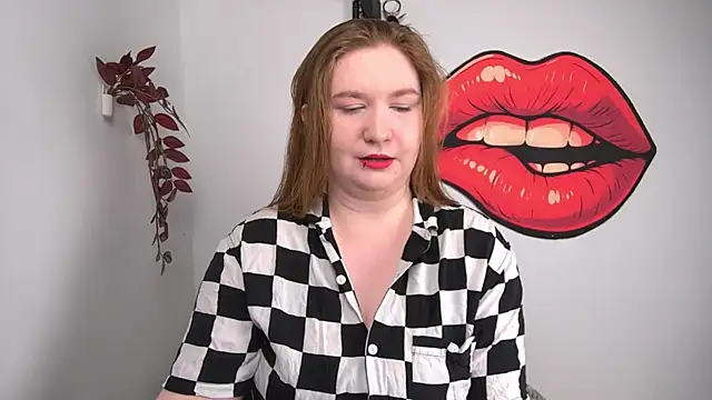 LaraDream online show from March 2026 03:17:01 PM