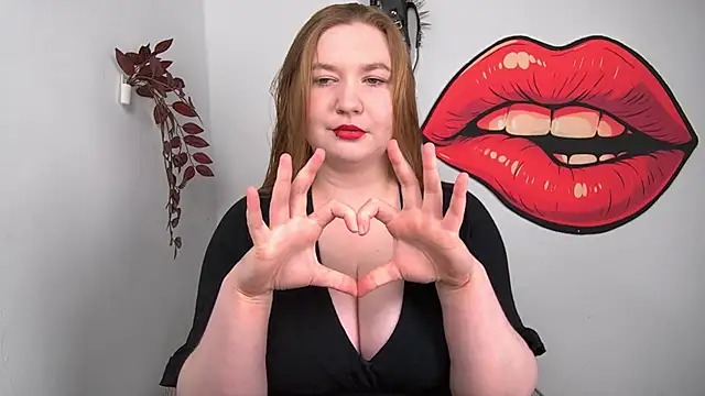 LaraDream online show from April 2026 02:27:02 PM